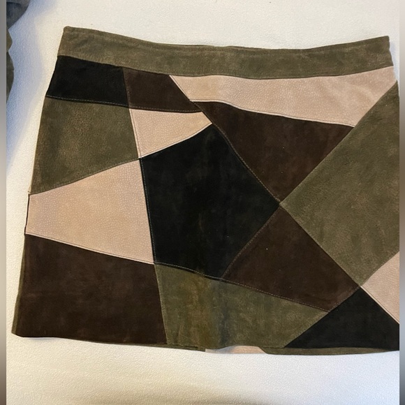 Bagatelle NYC 2 pc set - Picture 2 of 6